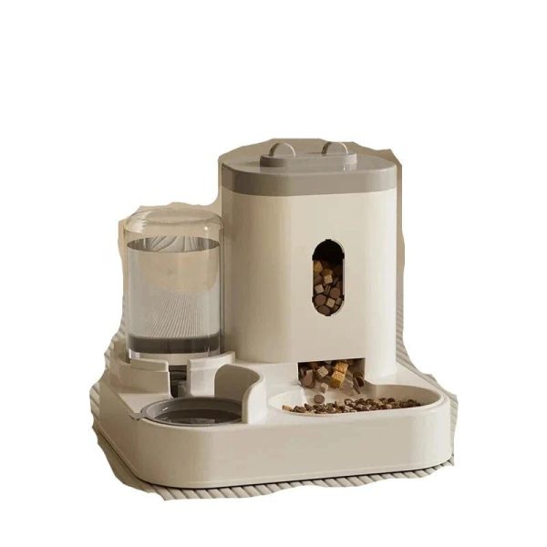 distributeur de croquettes pour chat